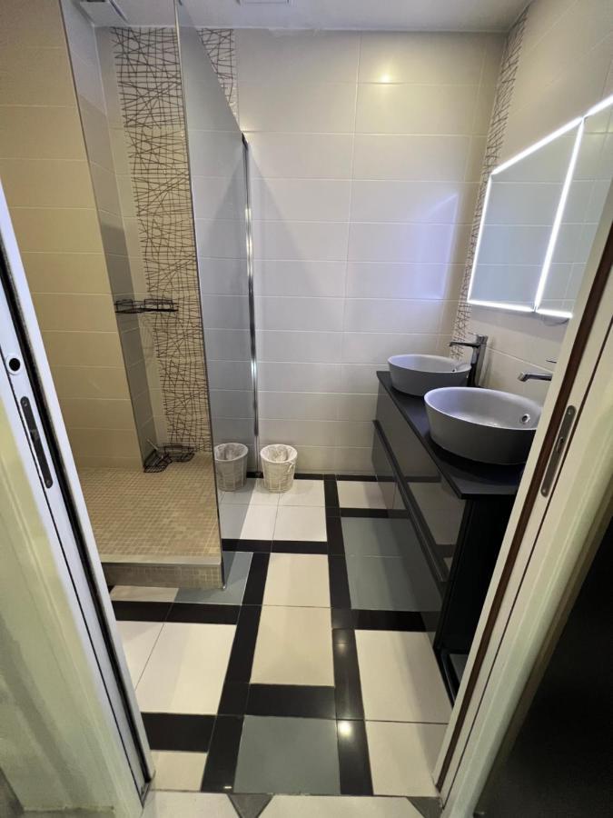 Omarais Guest House Paris Dış mekan fotoğraf